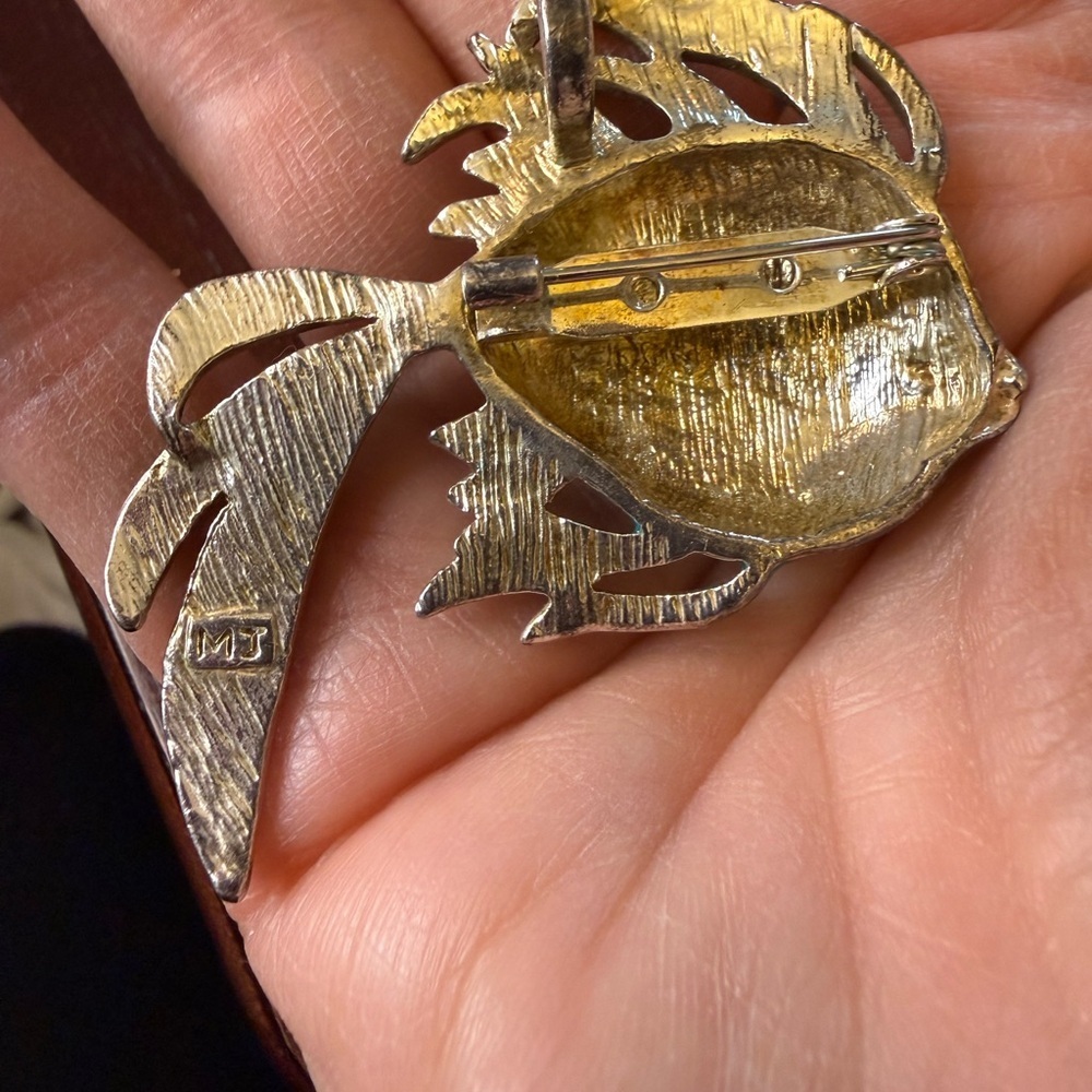 Vintage Colorful Fish Brooch. - Picture 4 of 5